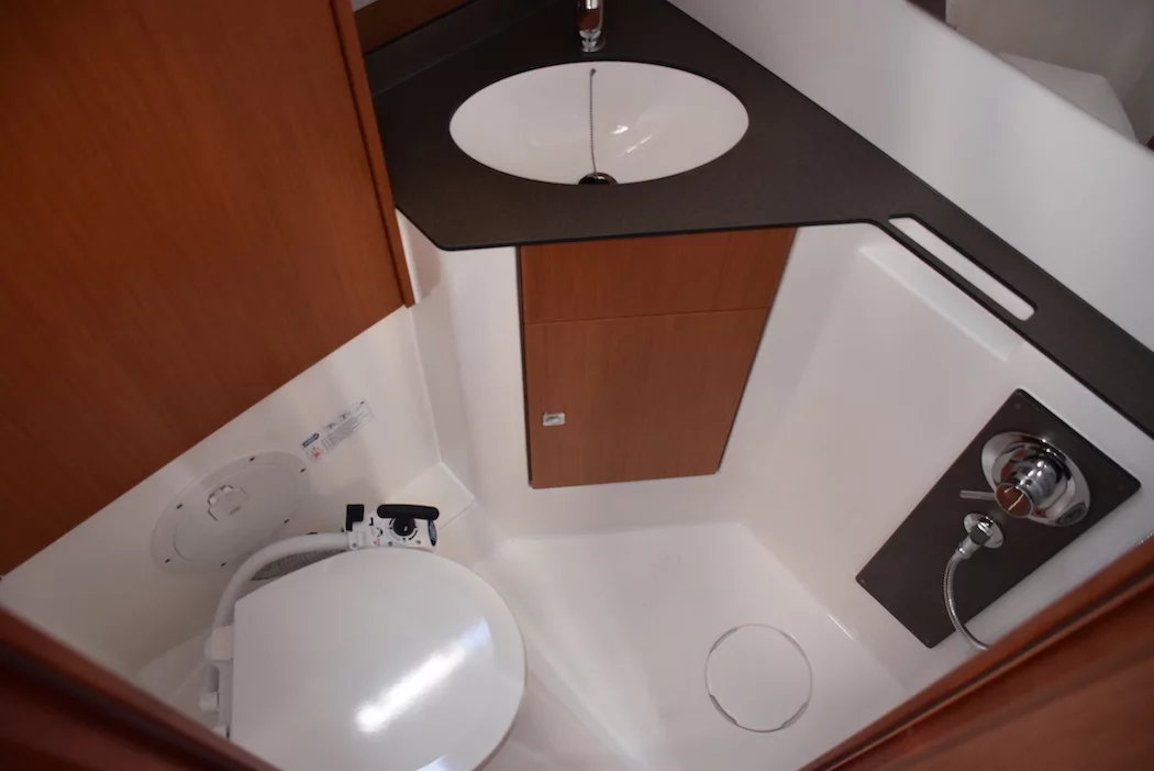 Bavaria Cruiser 46 - 4 cab. (Malbec)  - 13