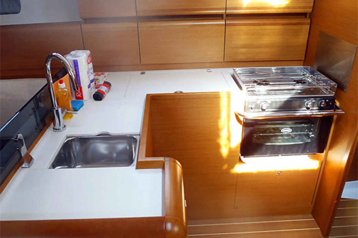 Sun Odyssey 439 (Karma)  - 4