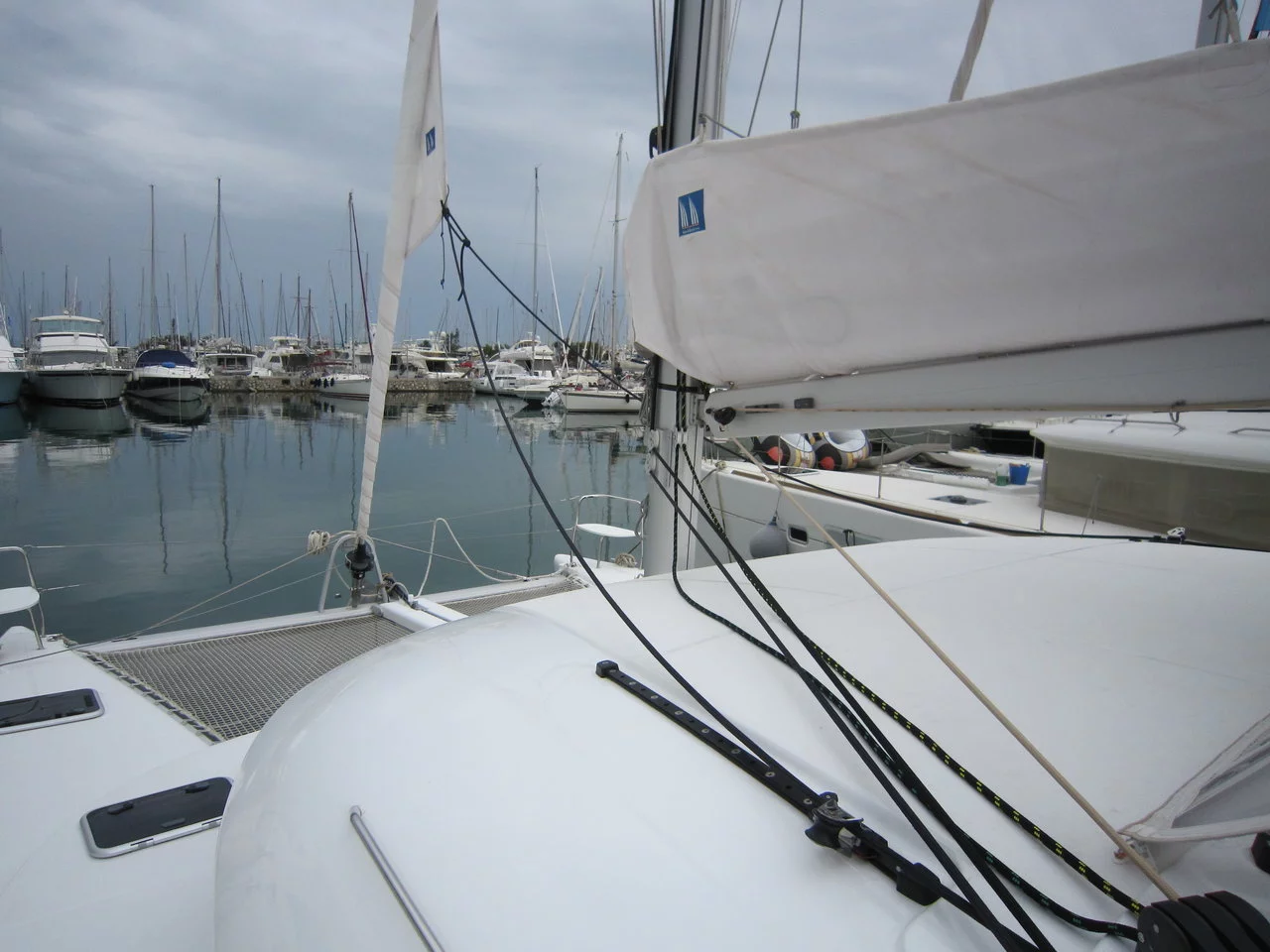 Lagoon 380 - 4 cab. (ThunderCat)  - 2