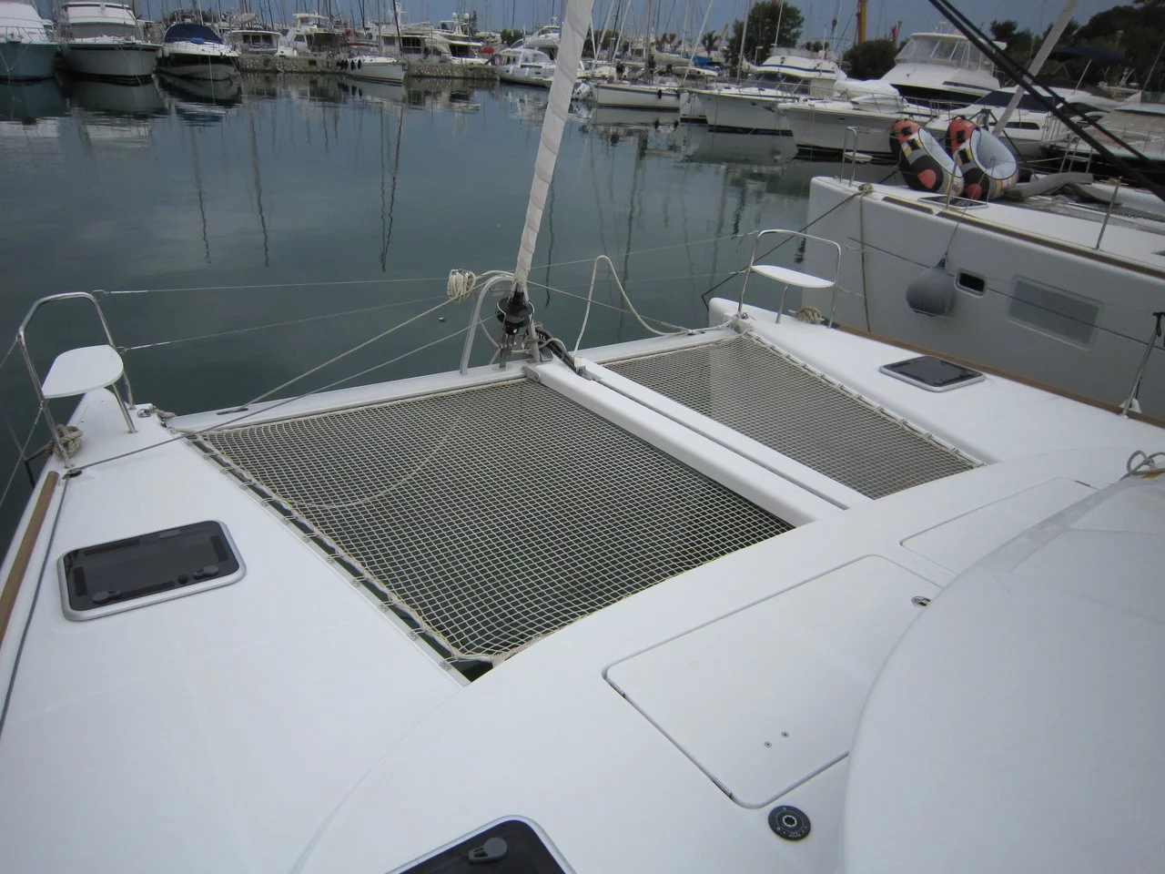 Lagoon 380 - 4 cab. (ThunderCat)  - 3