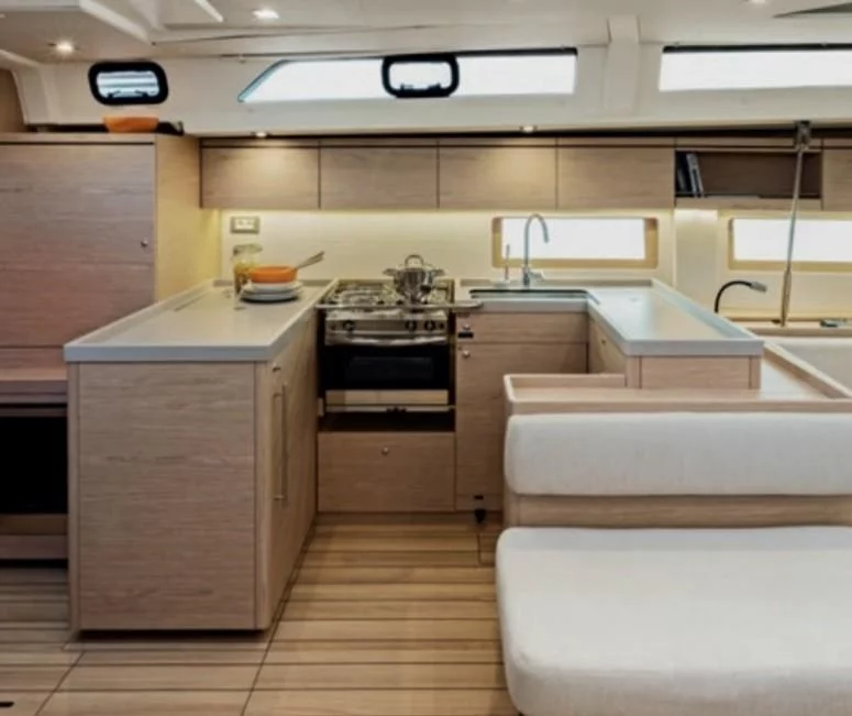 Oceanis 51.1 - 5 + 1 cab. (IRMO)  - 3