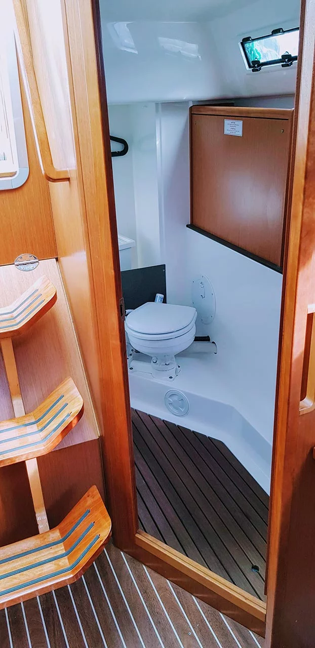 Bavaria Cruiser 33 (Salsa)  - 9