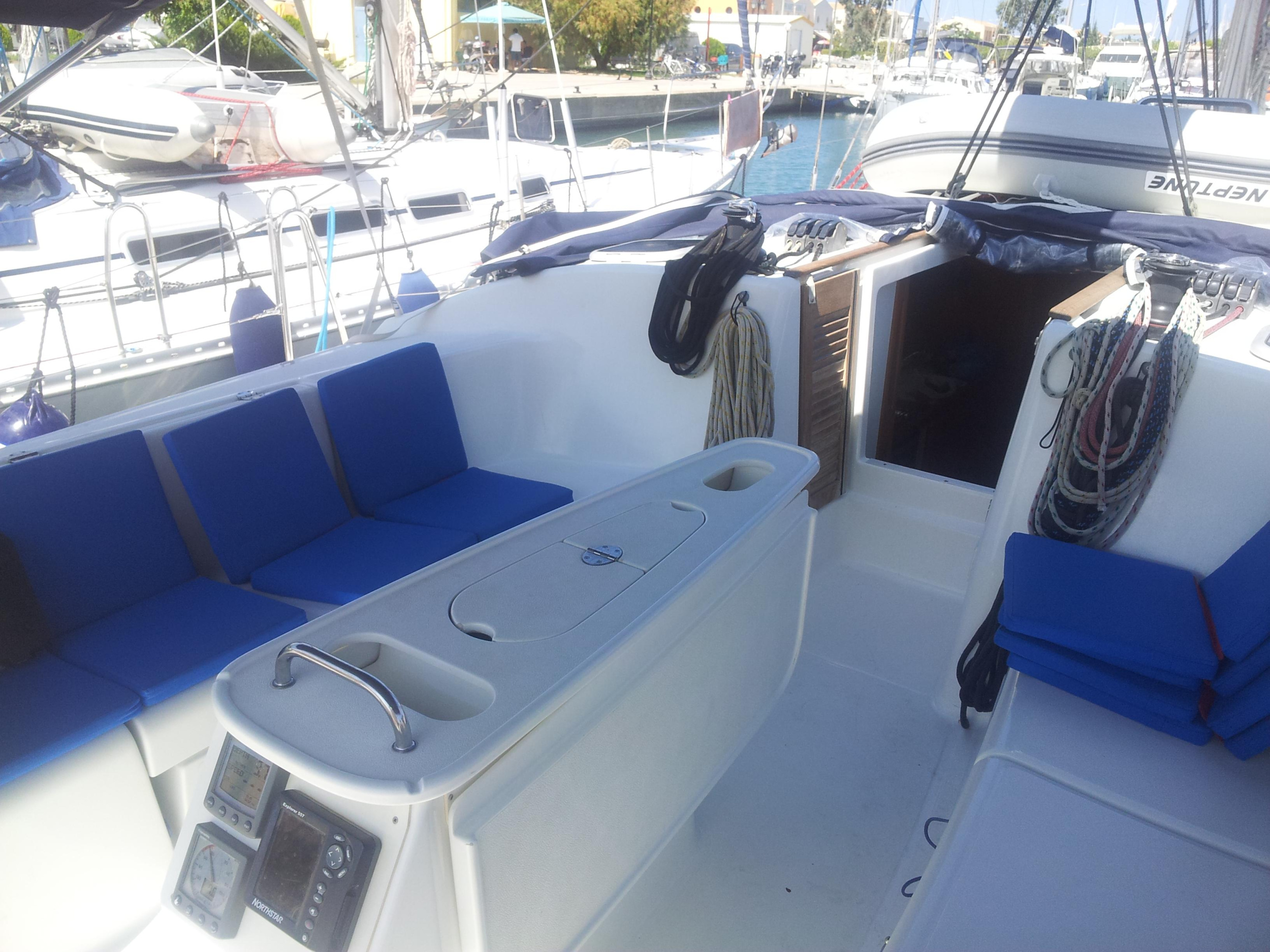 Photo #3 - Cyclades 43.4 (Zephyros) in Lefkada - 30486