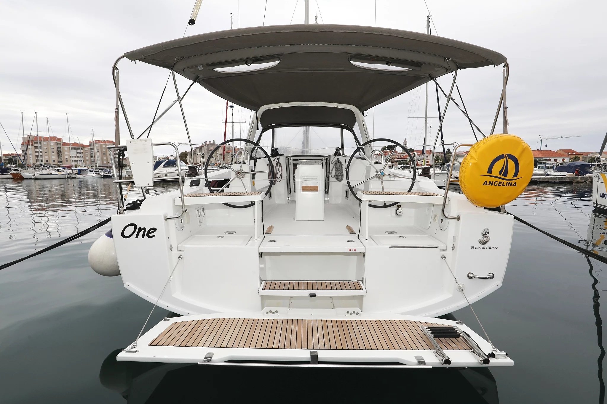 Oceanis 38 - 3 cab. (One)  - 2