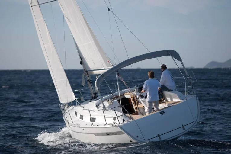 Bavaria Cruiser 32 (Sax)  - 3