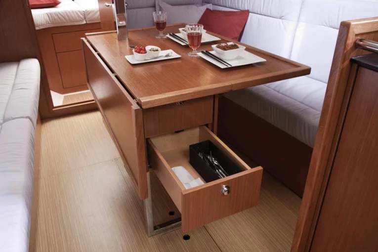 Bavaria Cruiser 32 (Sax)  - 7