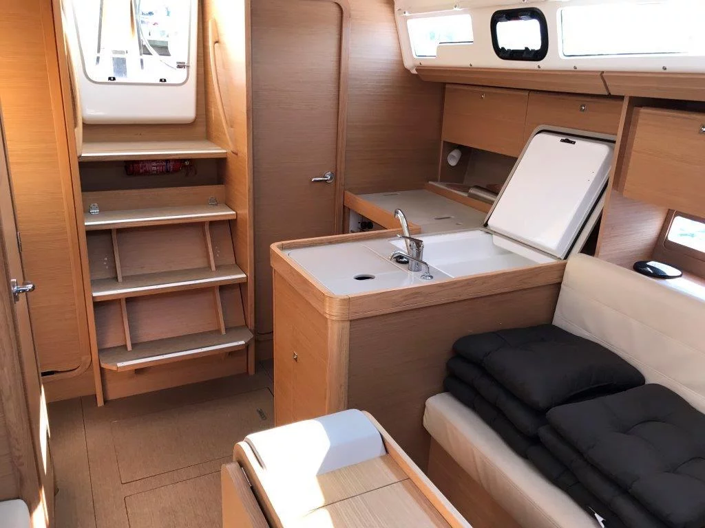 Dufour 350 GL (Luna)  - 8