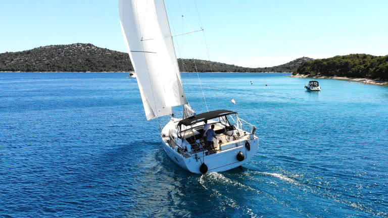 Photo #4 - Oceanis 51.1 - 3 + 1 cab. (Cloudy Bay) en Rogoznica - 30570