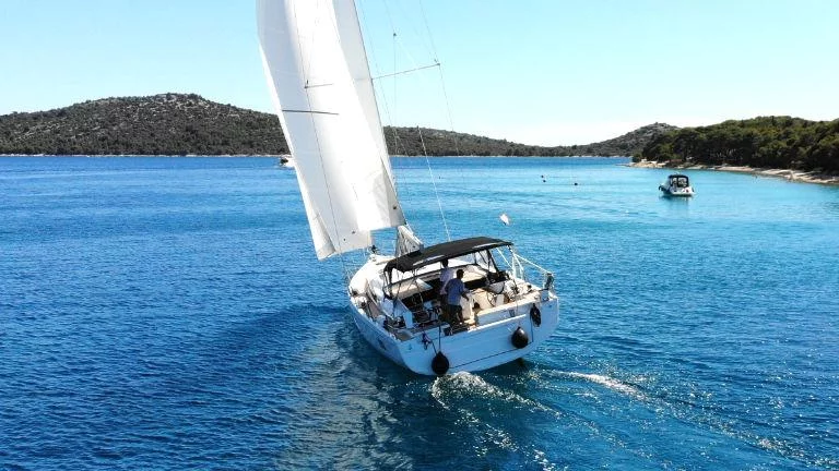 Oceanis 51.1 - 3 + 1 cab. (Cloudy Bay)  - 3