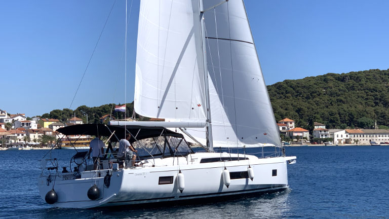 Photo #10 - Oceanis 51.1 - 3 + 1 cab. (Cloudy Bay) en Rogoznica - 30570
