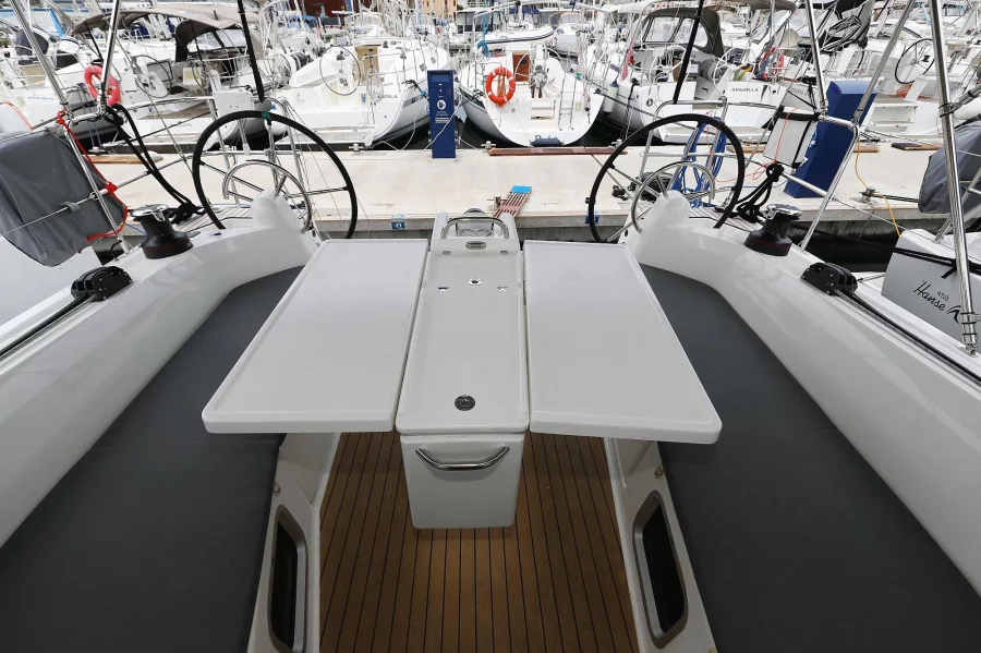 Sun Odyssey 410 - 3 cab. (Lyra)  - 3