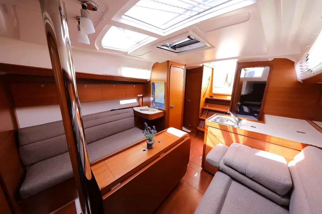 Dufour 350 GL (Papillon)  - 22