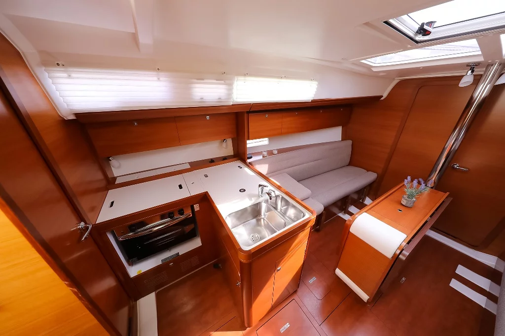 Dufour 350 GL (Papillon)  - 23
