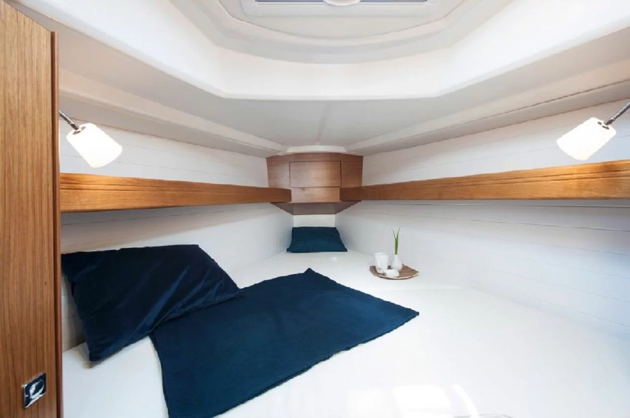 Bavaria Cruiser 33 (Sea Lion)  - 10