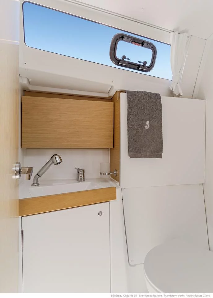 Oceanis 35 (Minta)  - 12
