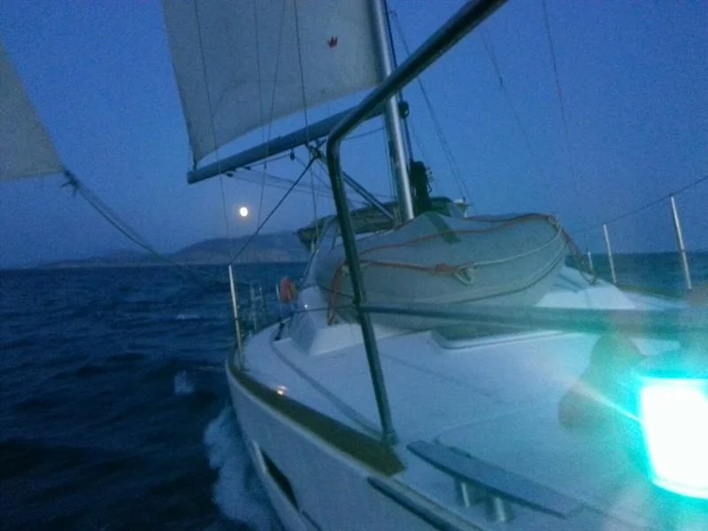 Oceanis 41 (Warrior)  - 7