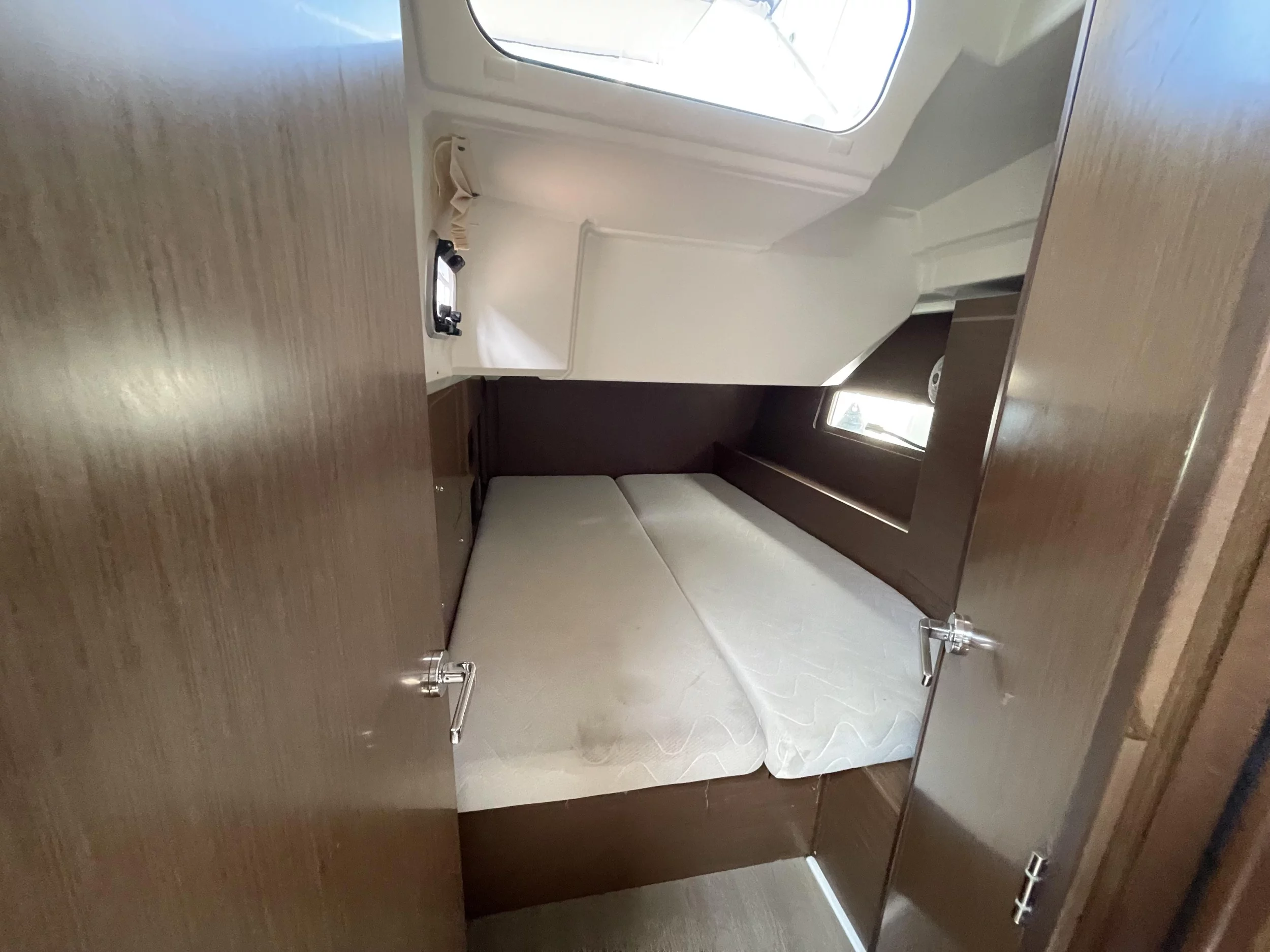 Oceanis 46.1 (CHRISTINA L)  - 10