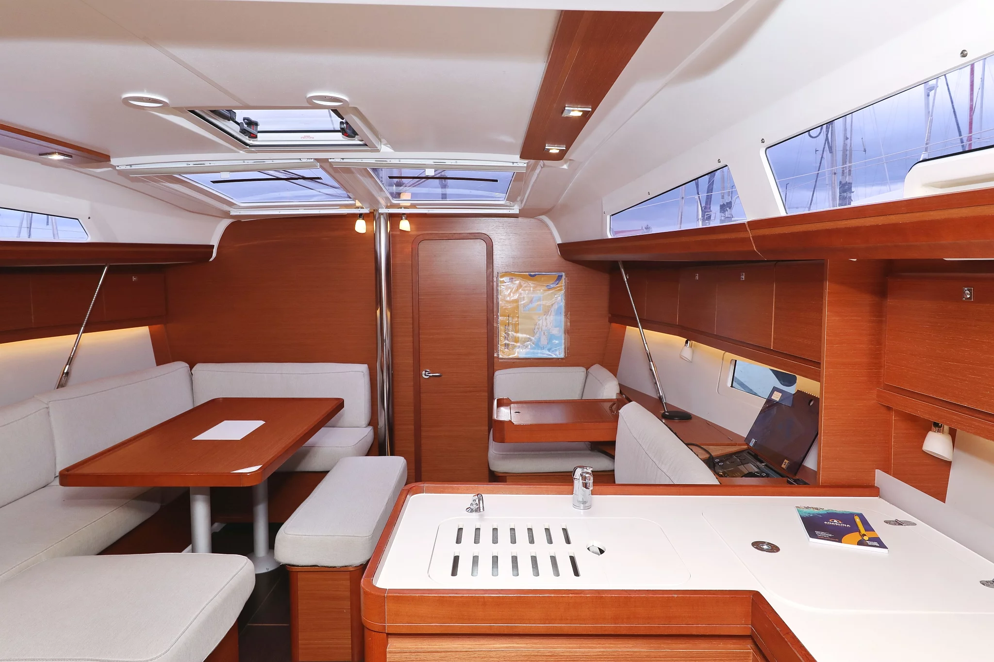 Dufour 412 GL (Mona)  - 12