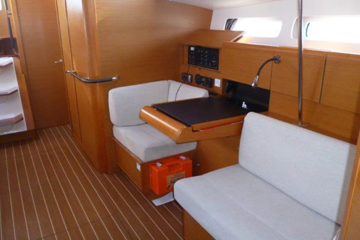 Sun Odyssey 439 (Bowmore)  - 6