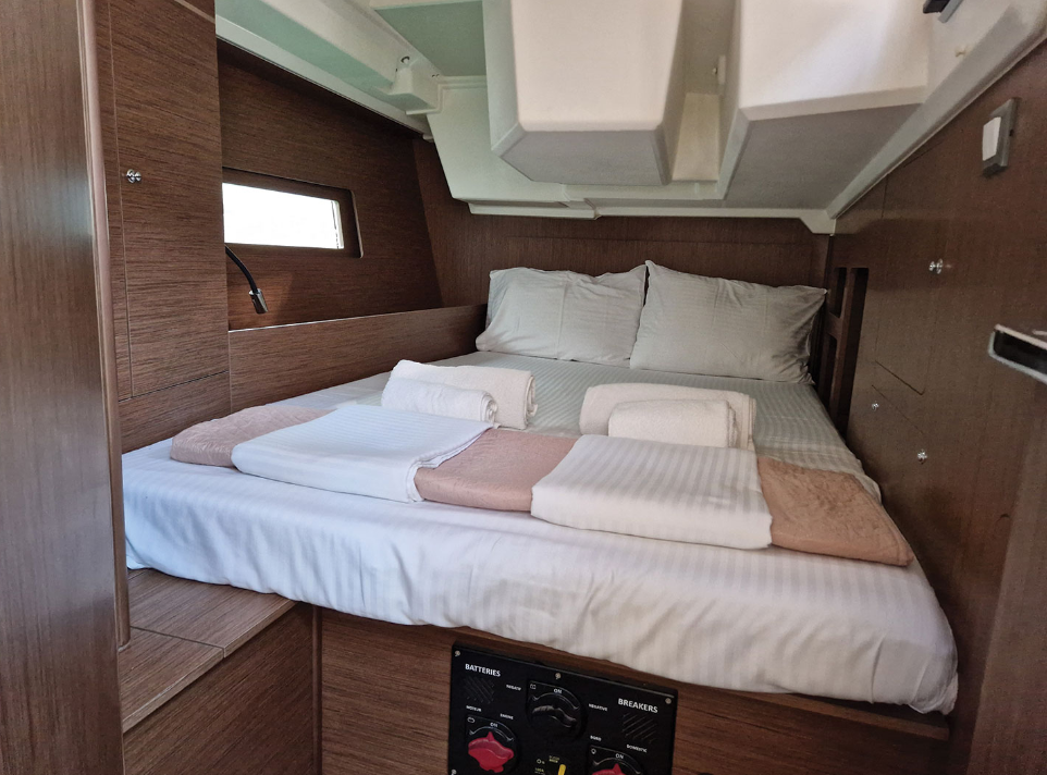 Photo #11 - Oceanis 46.1 (Athanasia) in Atene - 30813