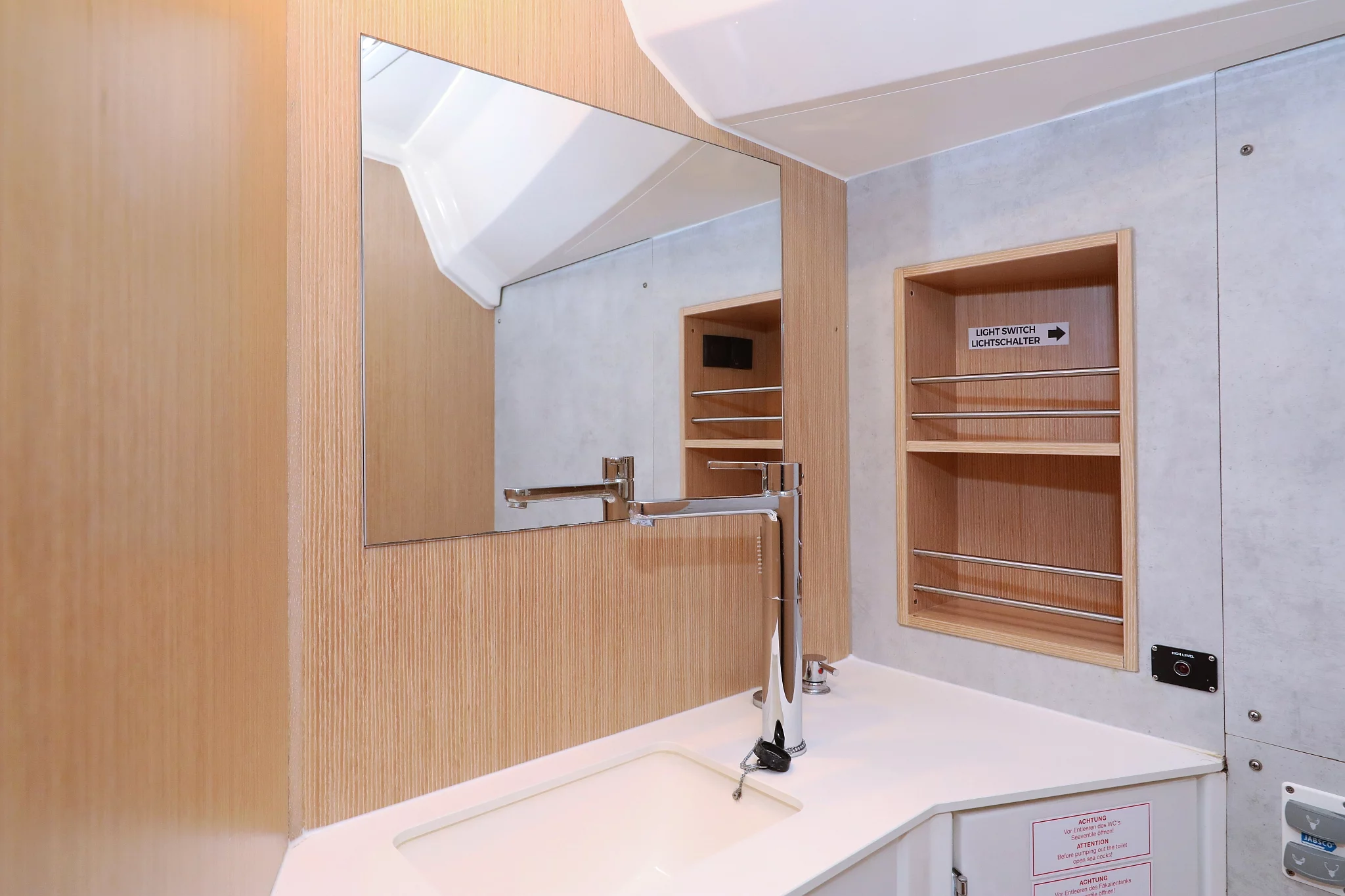Bavaria C42 (Maupiti)  - 7