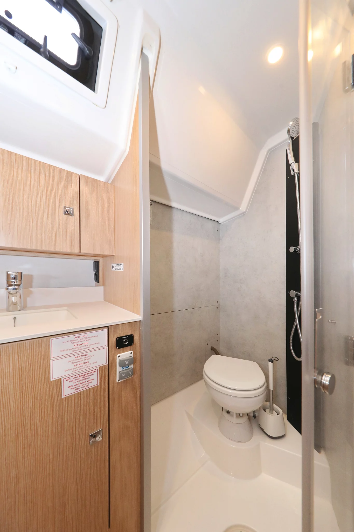 Bavaria C42 (Maupiti)  - 9