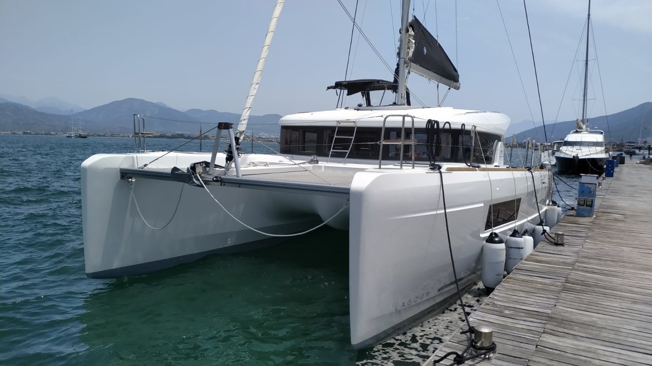 Photo #1 - Lagoon 40 - 4 cab. (Leo) in Fethiye - 30837