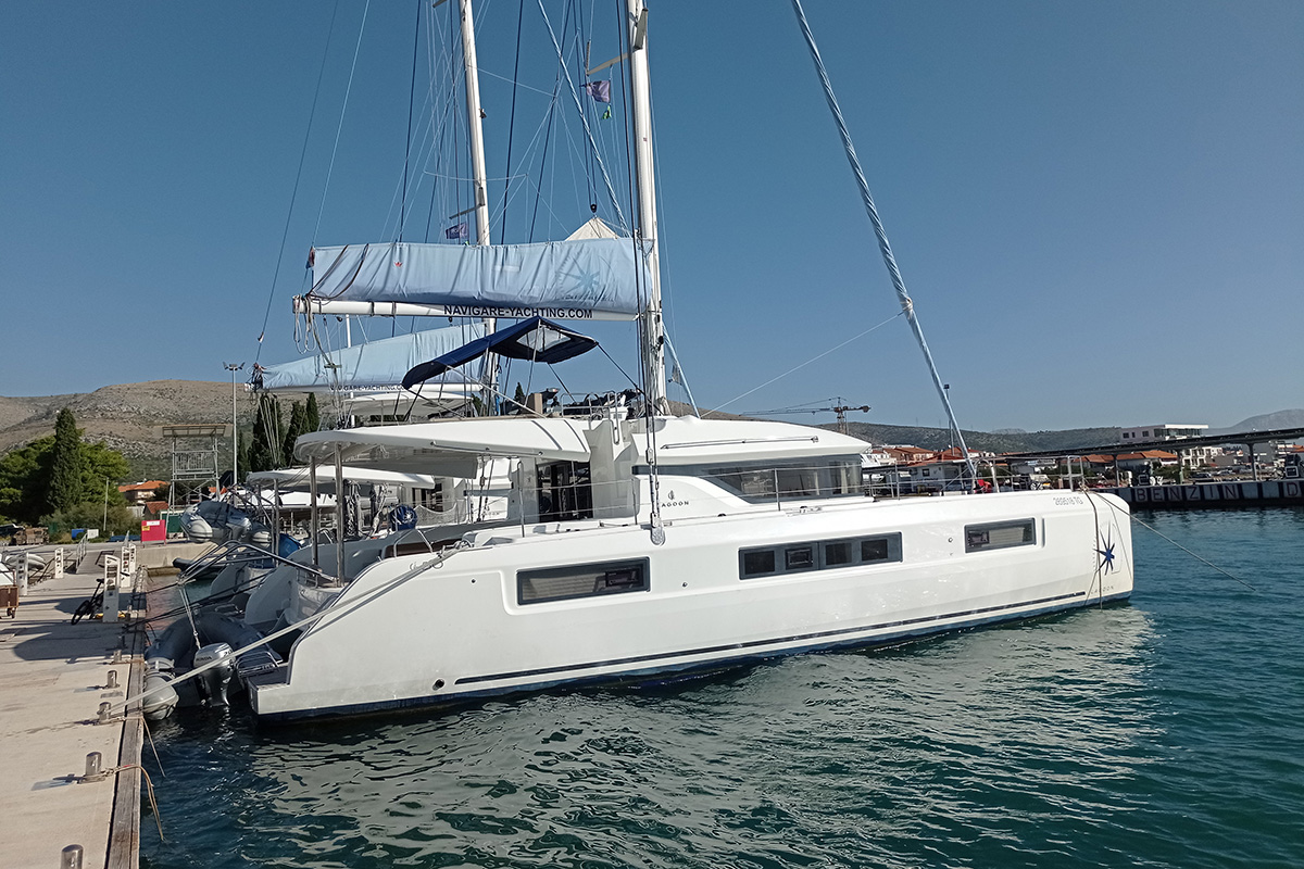 Photo #3 - Lagoon 50 - 6 + 2 cab. (Kasper) en Trogir - 30842