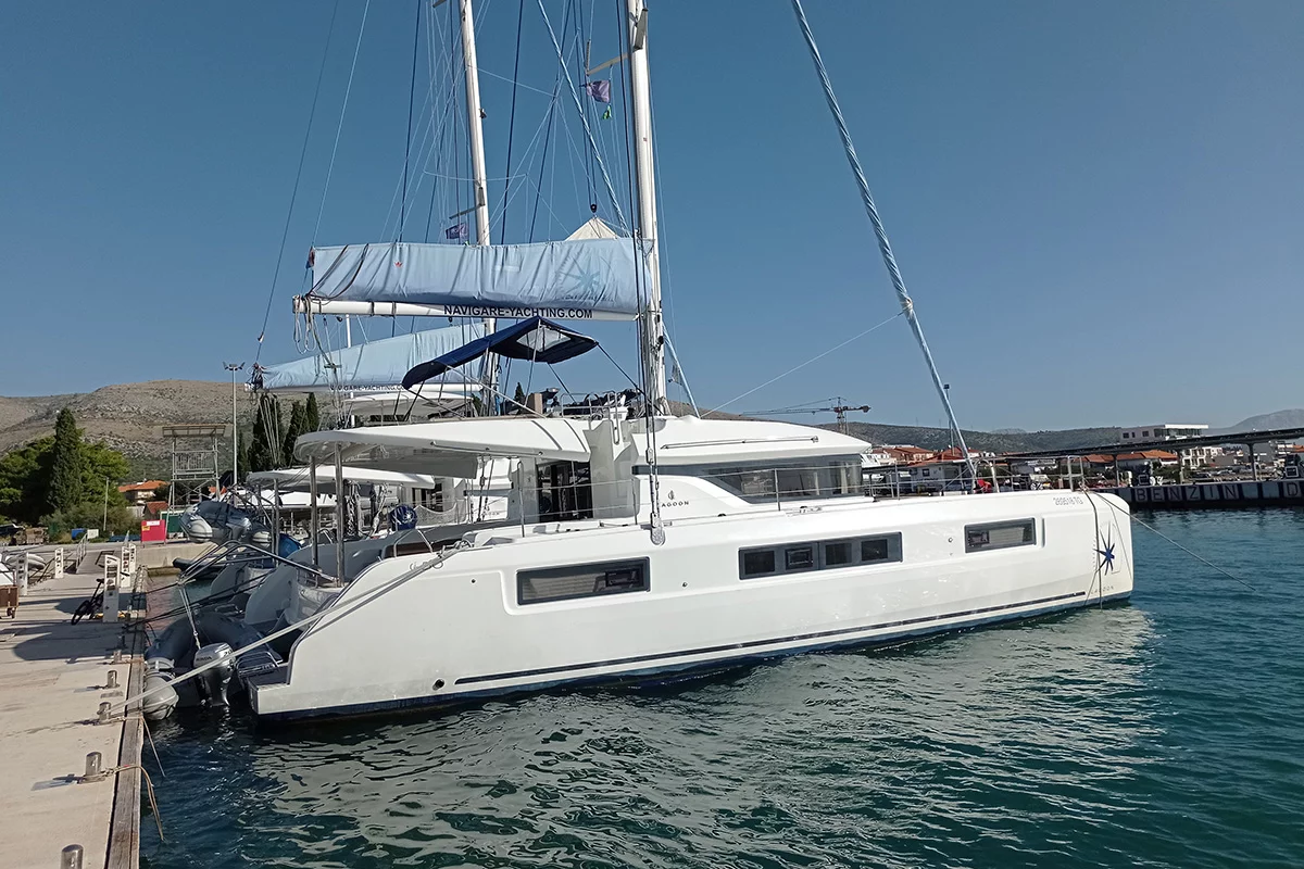 Lagoon 50 - 6 + 2 cab. (Kasper)  - 2