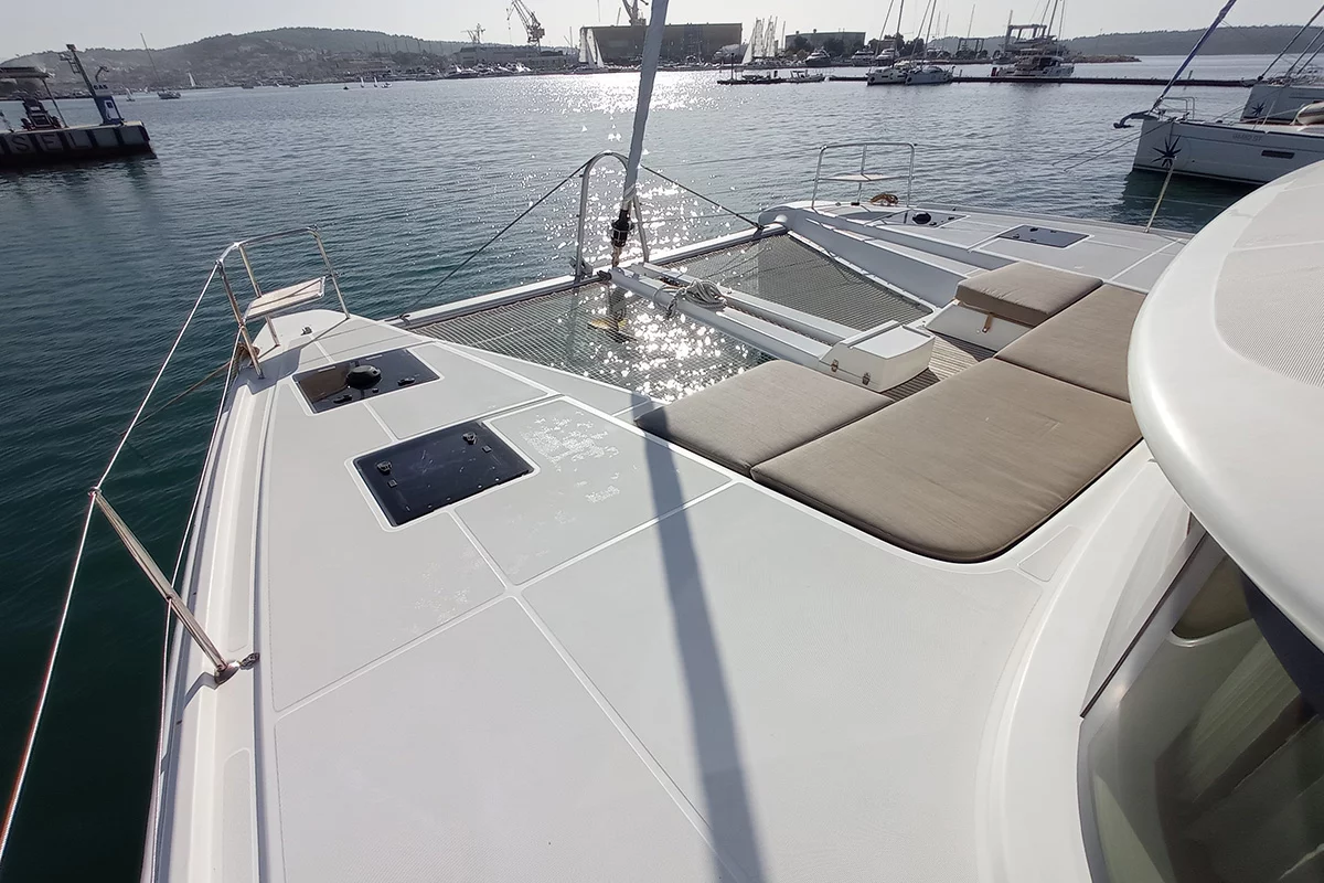 Lagoon 50 - 6 + 2 cab. (Kasper)  - 12