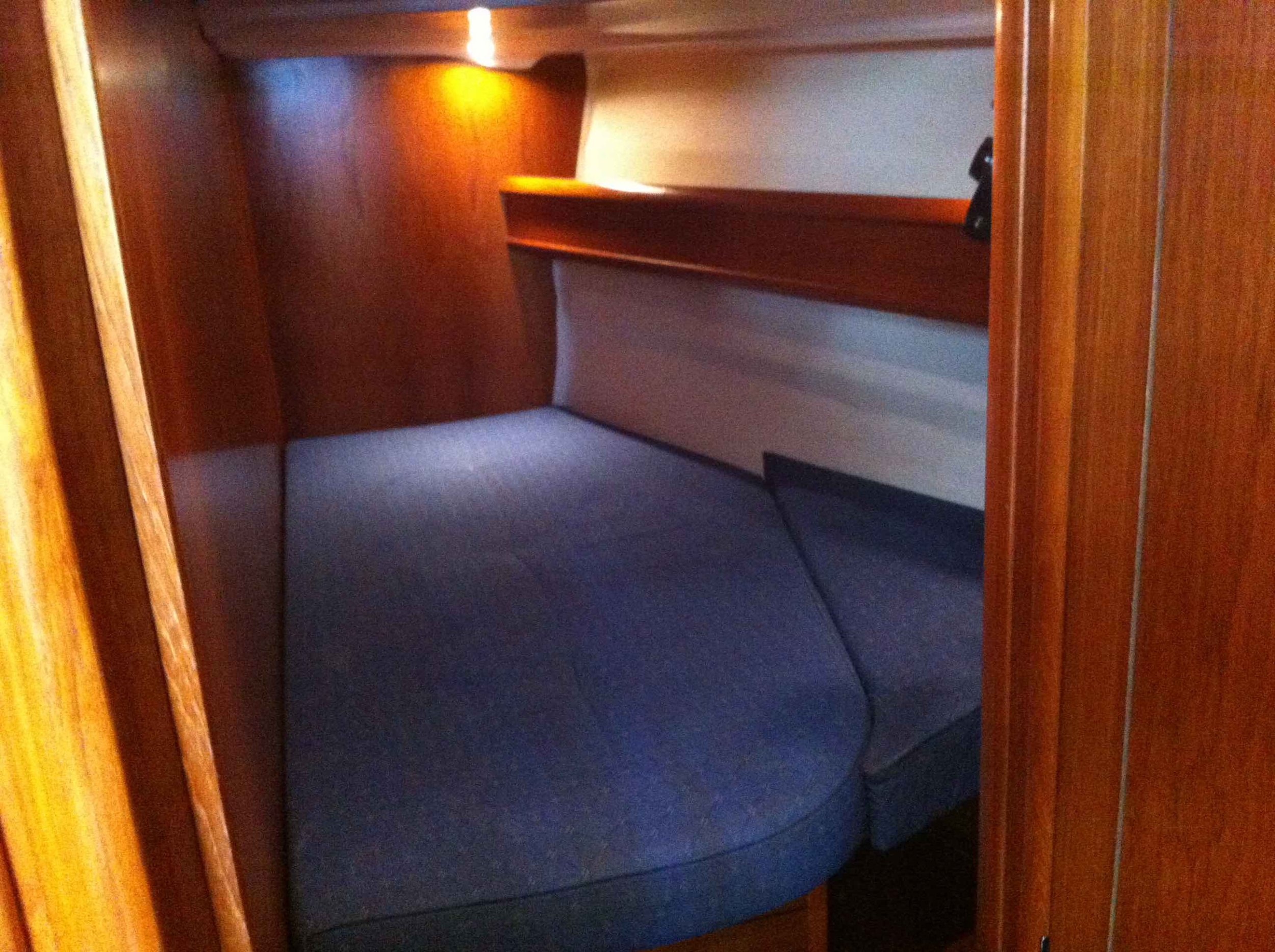 Photo #10 - Sun Odyssey 49 DS (Idrea) in Lavrion - 30846