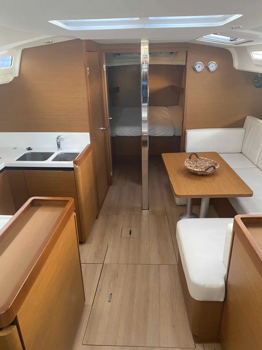Sun Odyssey 440 (Anima)  - 10