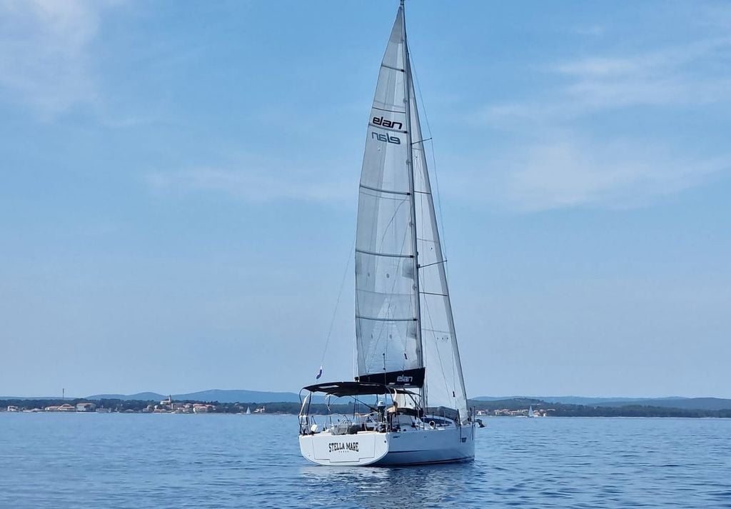 Photo #1 - Elan E4 - 2 cab. (Stella Mare) en Zadar - 30909