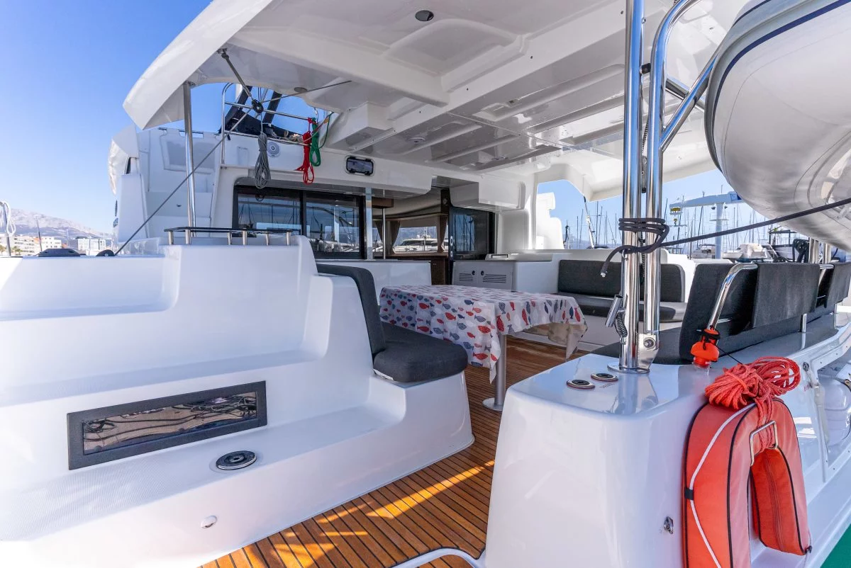 Lagoon 46 - 4 + 2 cab. (Velvet Breeze)  - 2