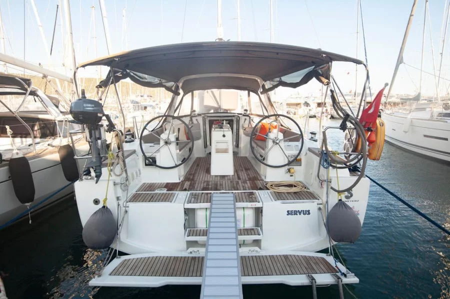 Oceanis 38 - 3 cab. (Vientos)  - 0