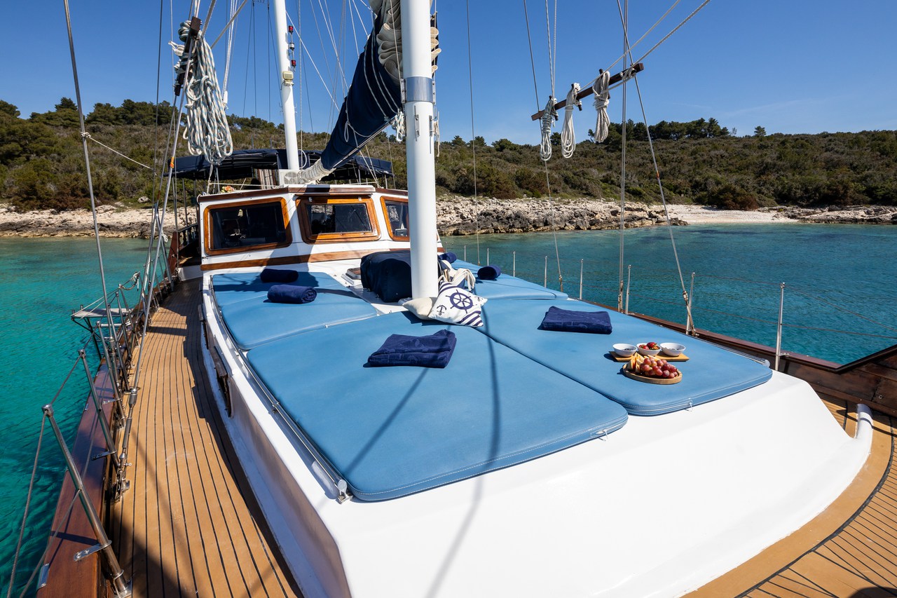Photo #10 - Hera (Hera) in Split - 31074