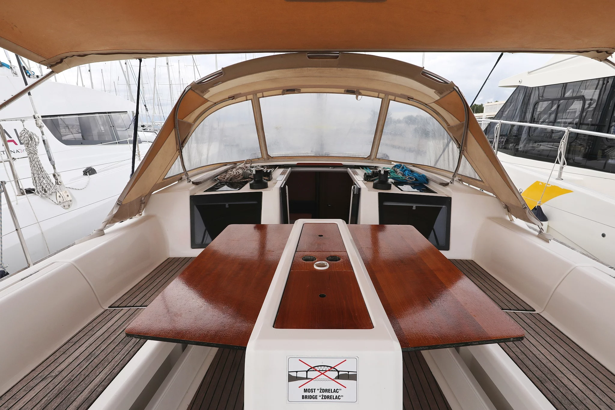 Dufour 412 GL (Family Office)  - 8