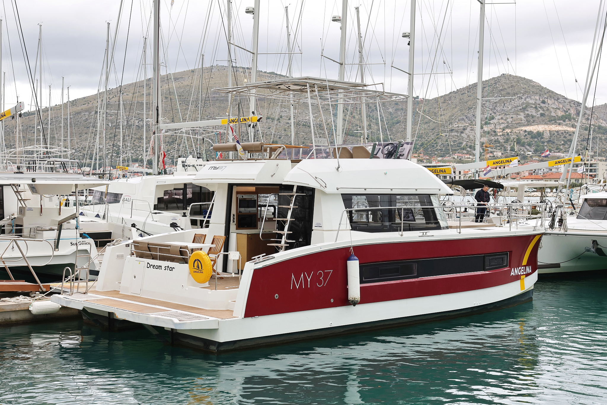 Photo #3 - Fountaine Pajot MY 37 (Dream Star) in Trogir - 31147