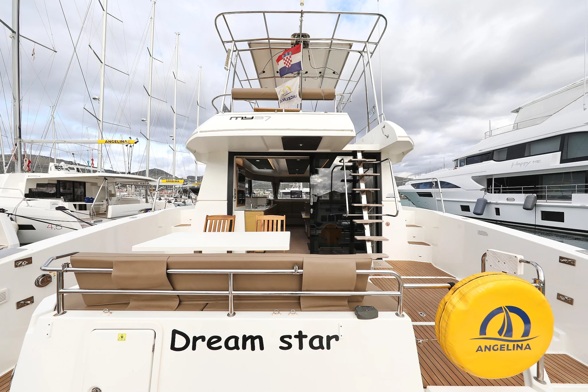Fountaine Pajot MY 37 (Dream Star)  - 3