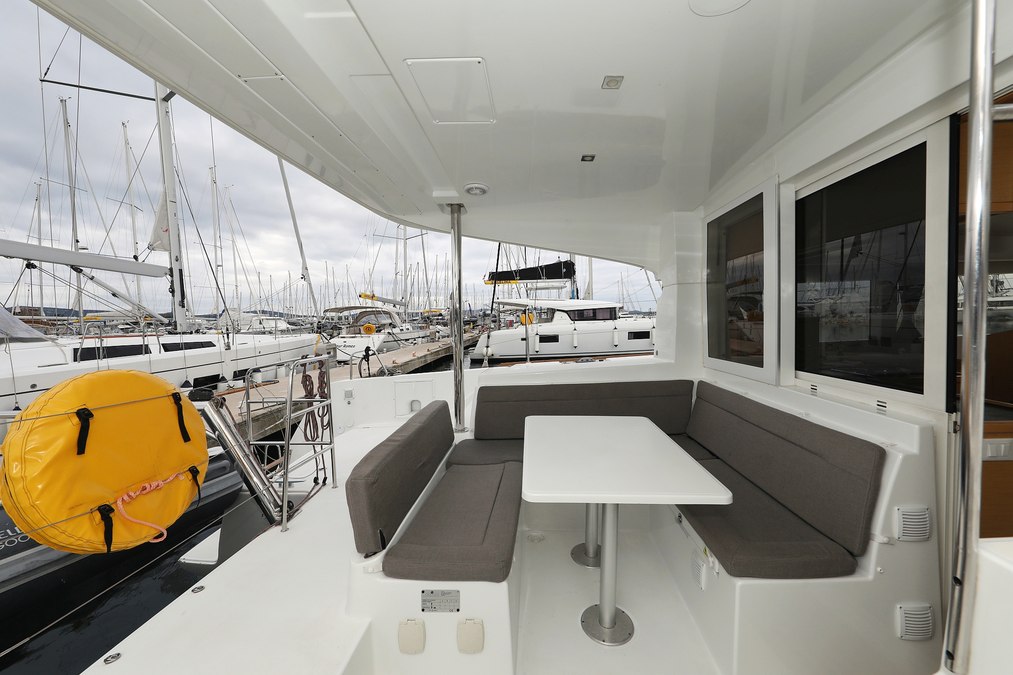 Photo #6 - Lagoon 39 - 4 + 2 cab. (Lilla V) en Biograd - 31190