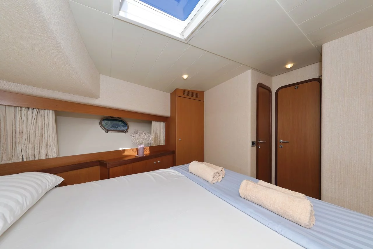 Ferretti Yachts 681 (Dominique)  - 25