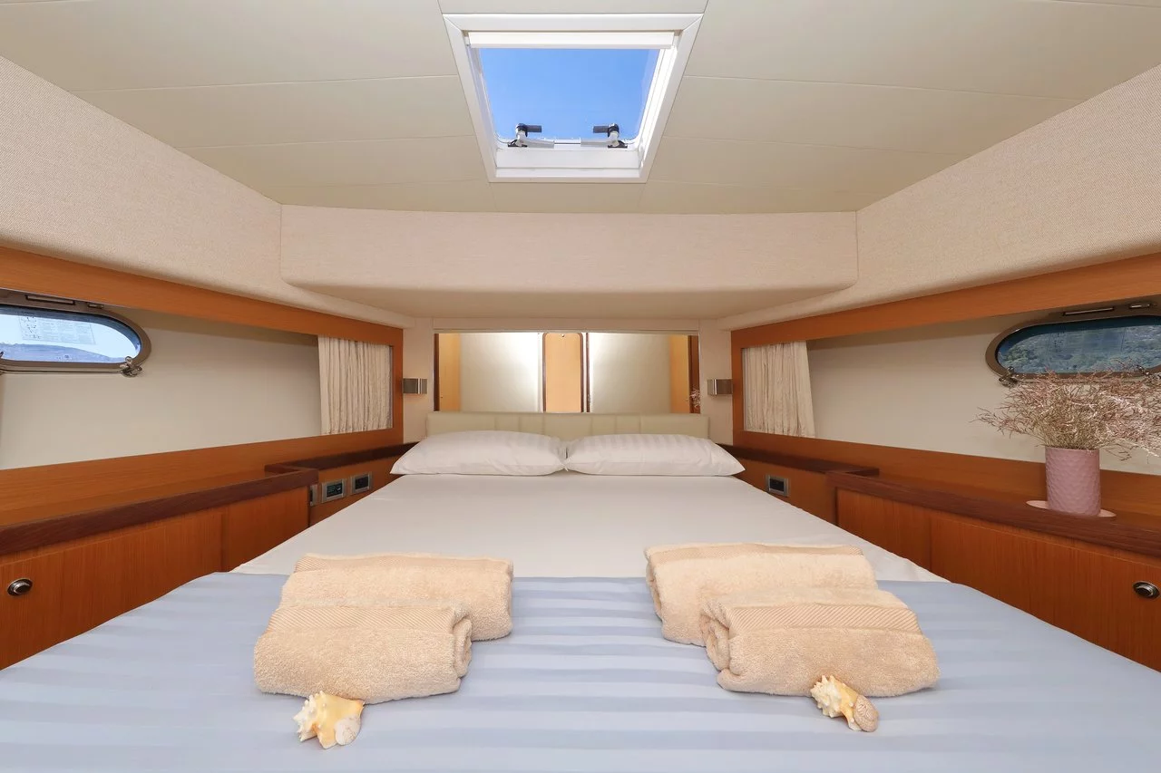 Ferretti Yachts 681 (Dominique)  - 26
