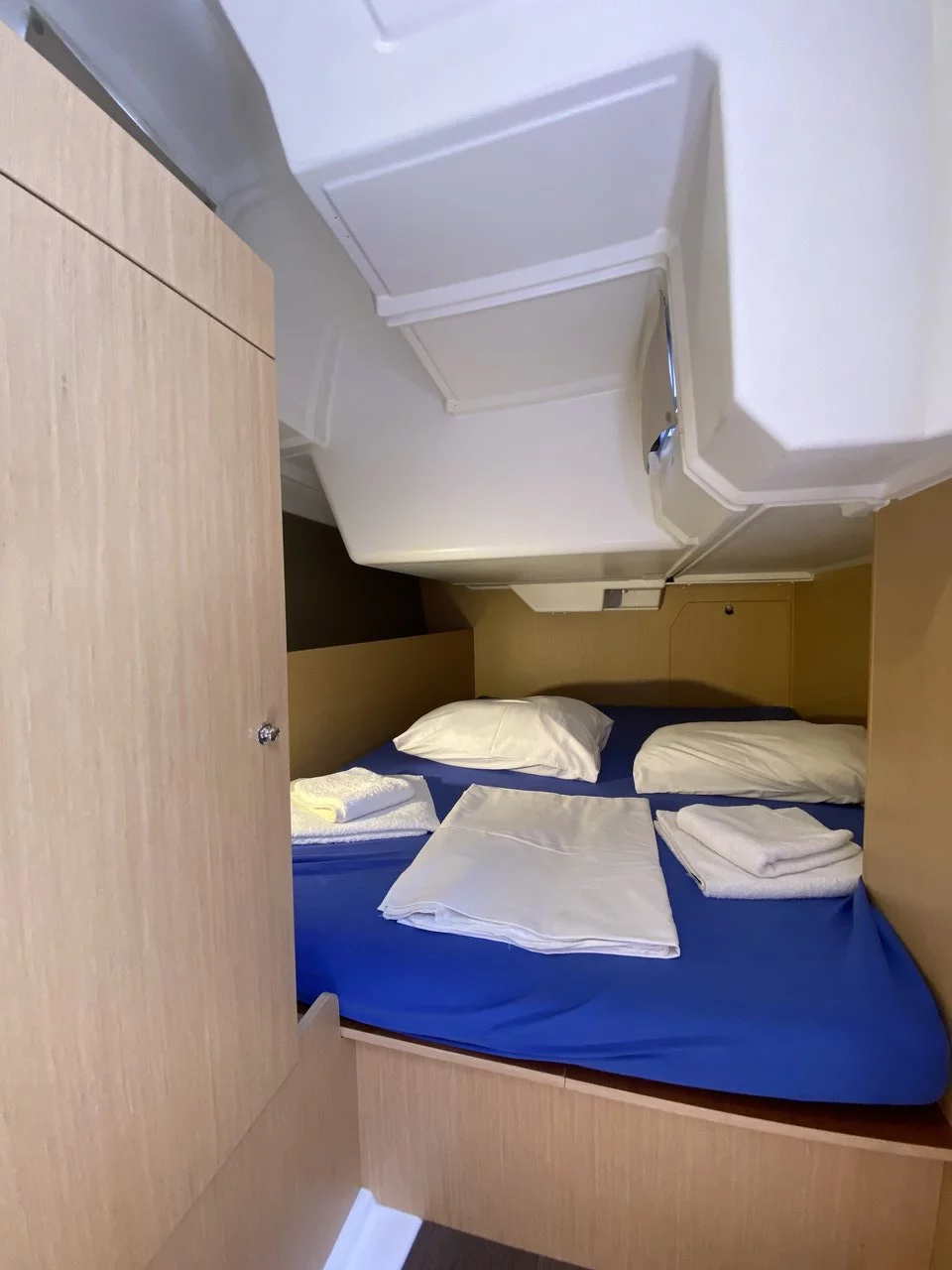 Oceanis 38 - 3 cab. (Solar)  - 11