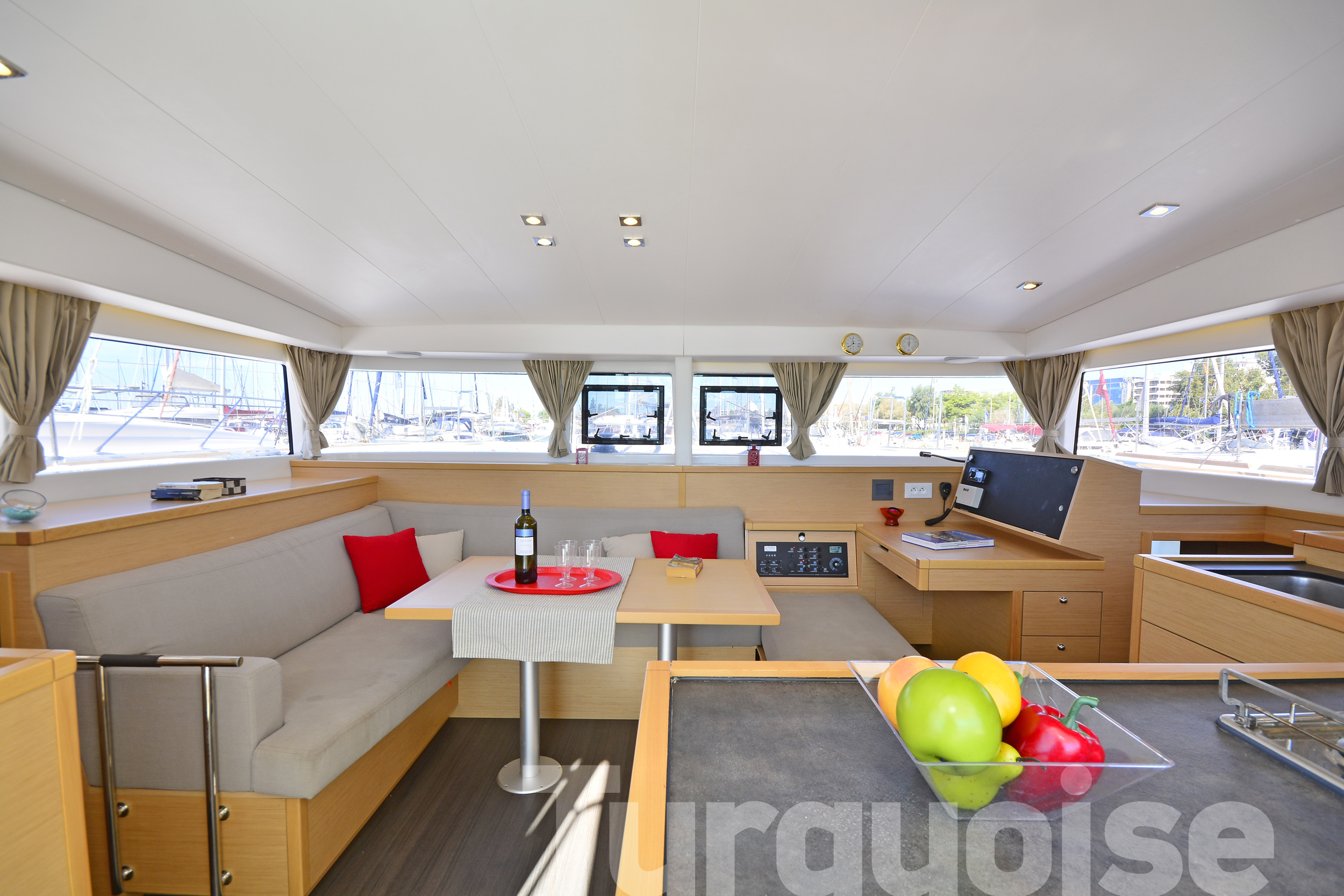 Photo #32 - Lagoon 400 S2 - 4 + 2 cab. (Turquoise) in Lavrion - 31238