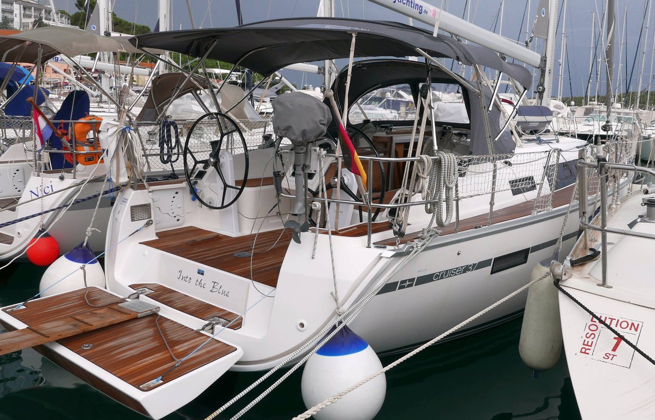 Photo #3 - Bavaria Cruiser 37 - 3 cab. (Into the Blue) in Vrsar - 31261