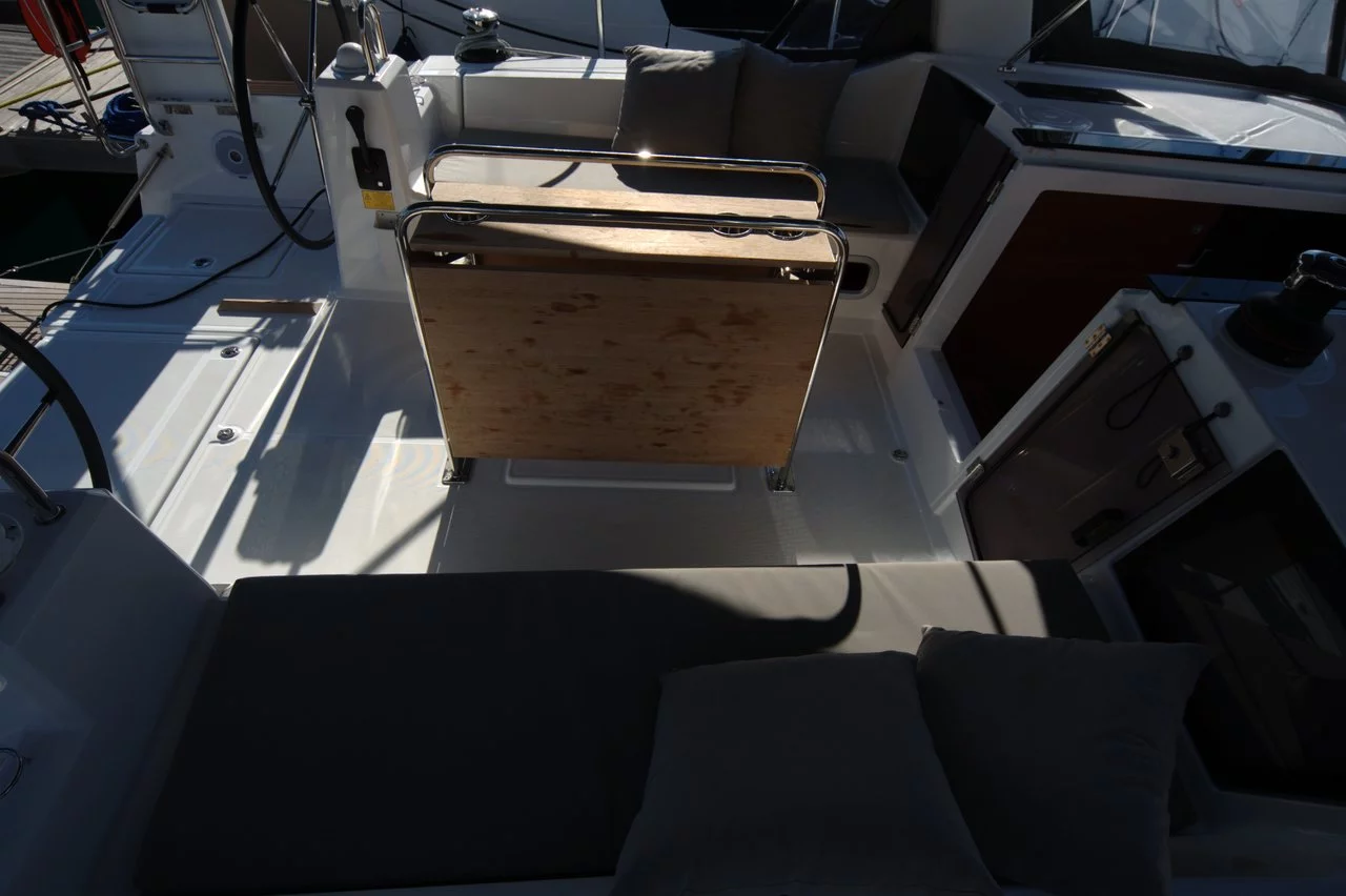 Oceanis 41.1 (Dragut S)  - 13
