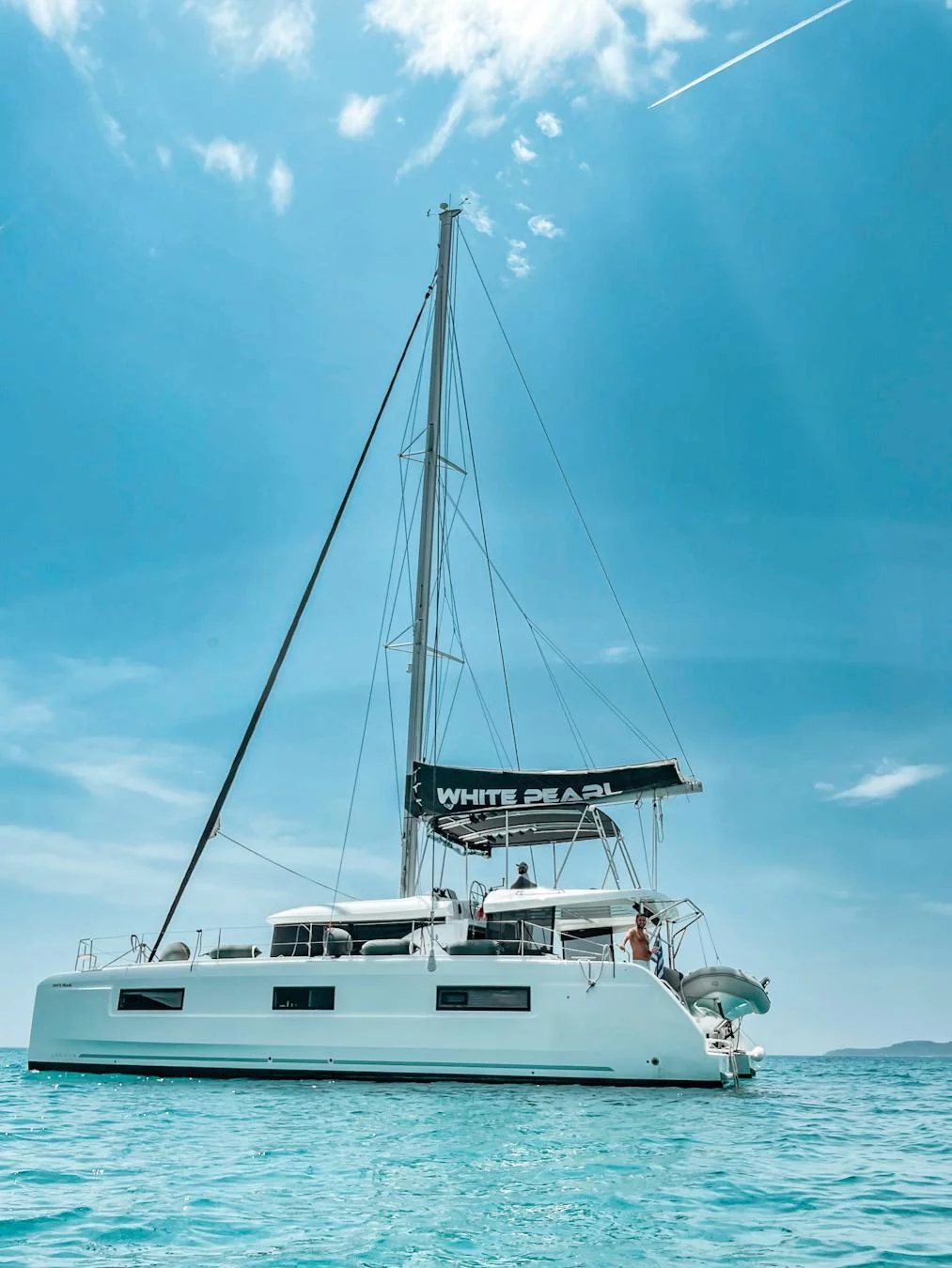 Lagoon 46 - 4 + 2 cab. (White Pearl)  - 3
