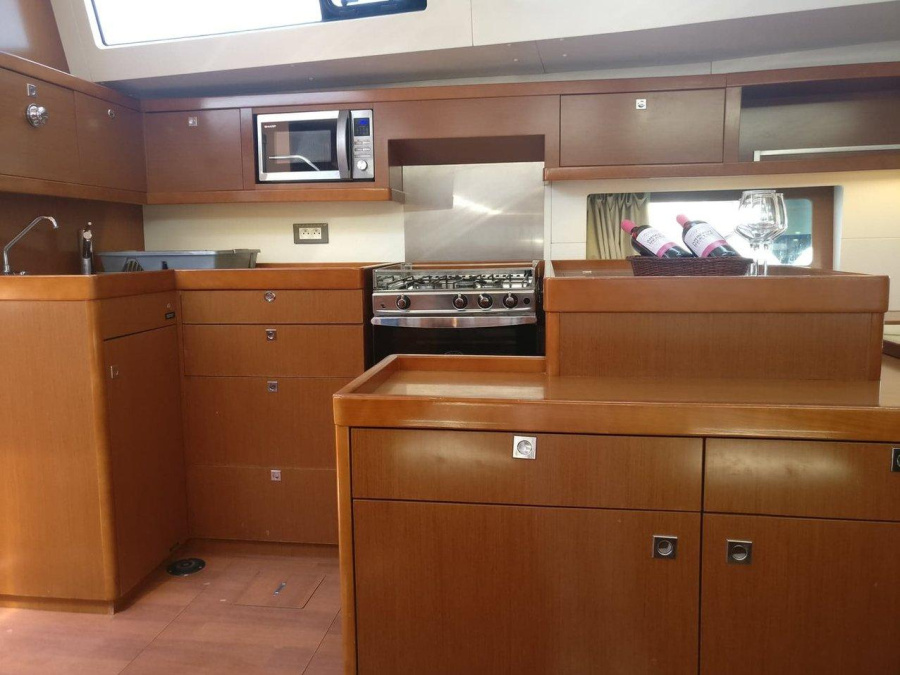 Oceanis 55 - 5 + 1 cab. — photo 10