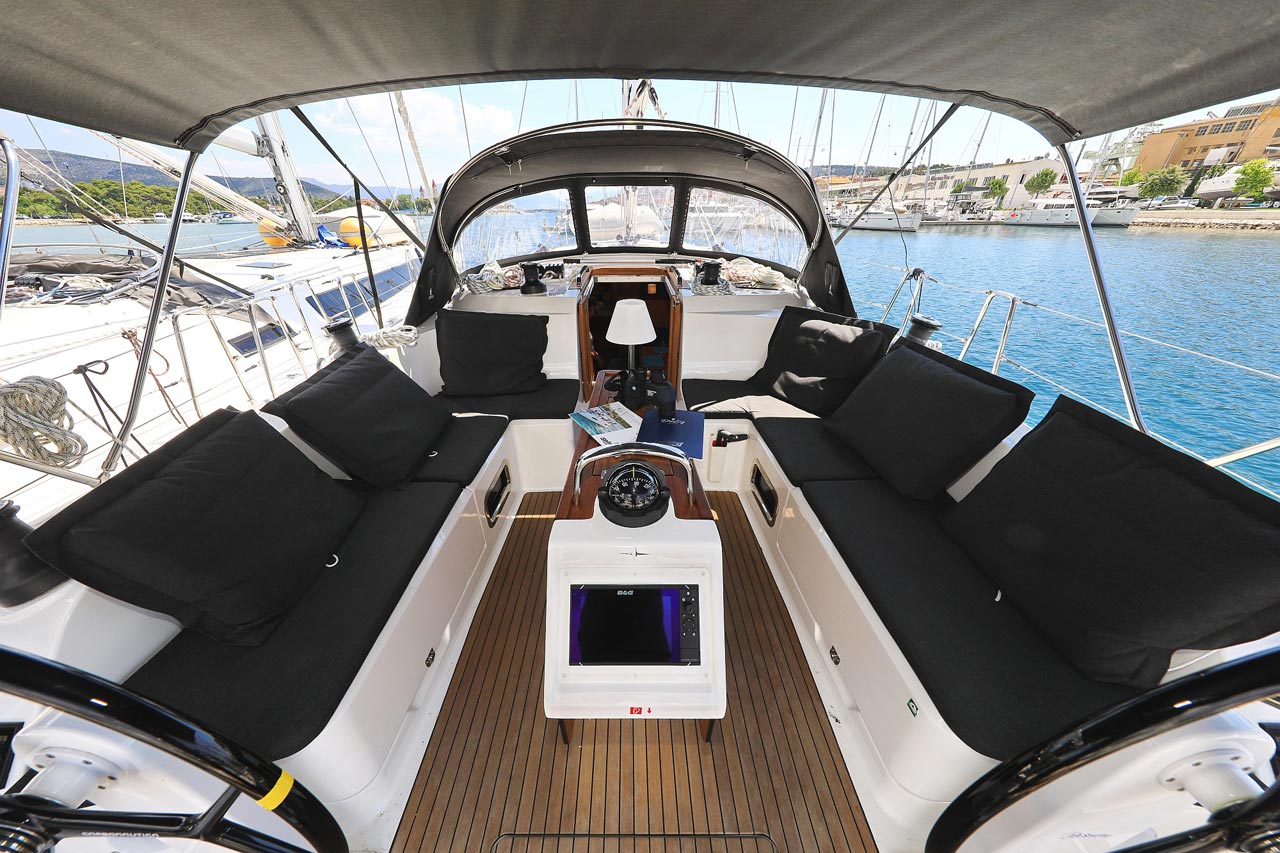Photo #9 - Bavaria Cruiser 46 - 4 cab. (Avior) in Biograd - 31389