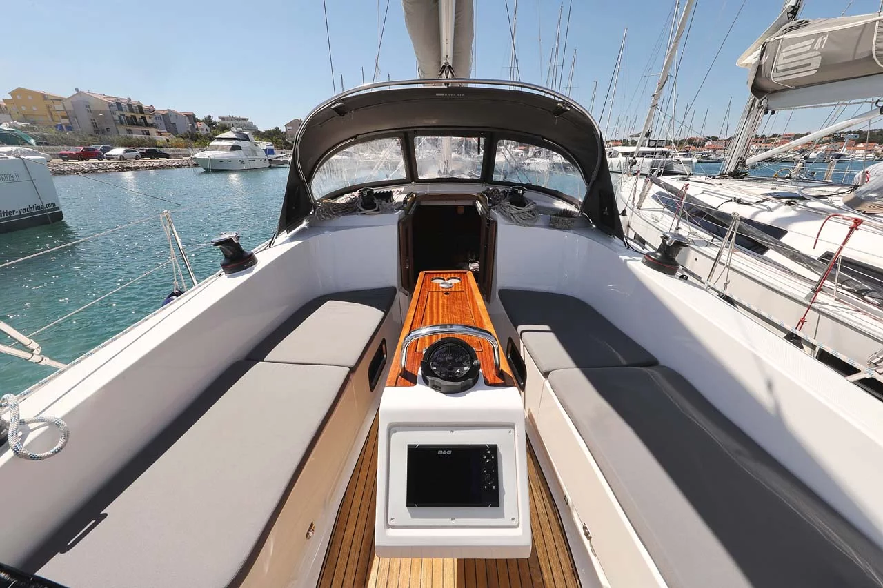 Bavaria Cruiser 41 Style (Madrugada)  - 9